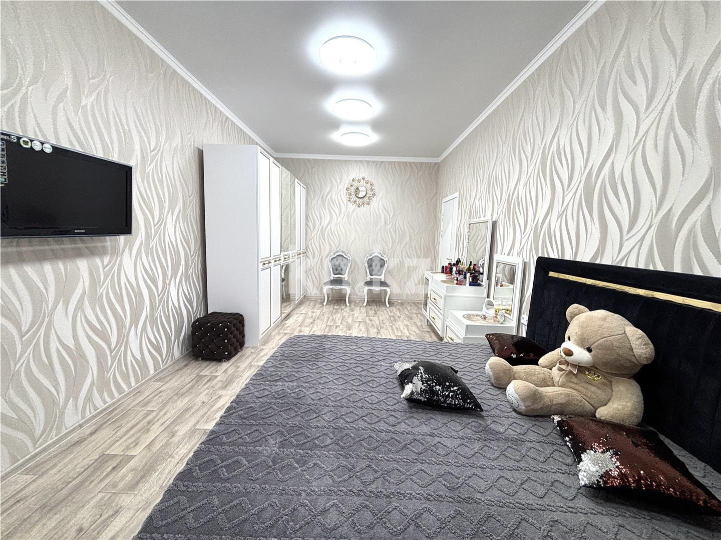 Продажа 2-комнатной квартиры, 67 м², 218 учетный квартал, дом  155 в Караганде - фото 7