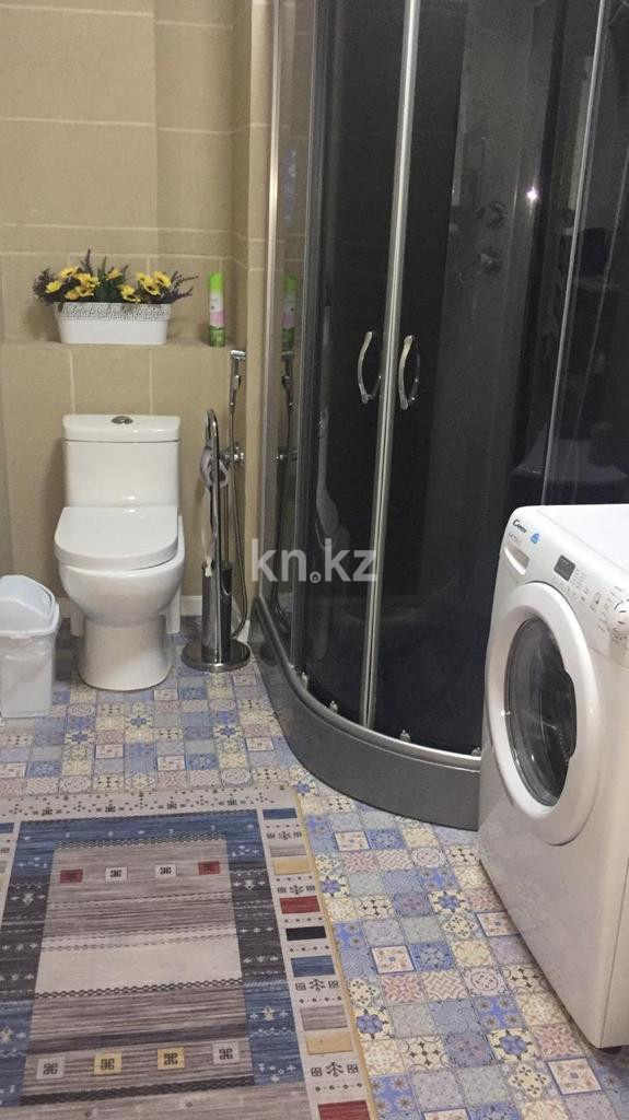 Аренда 1-комнатной квартиры посуточно, 50 м², ул. Навои, дом  208/8 - ул. Торайгырова в Алматы - фото 8