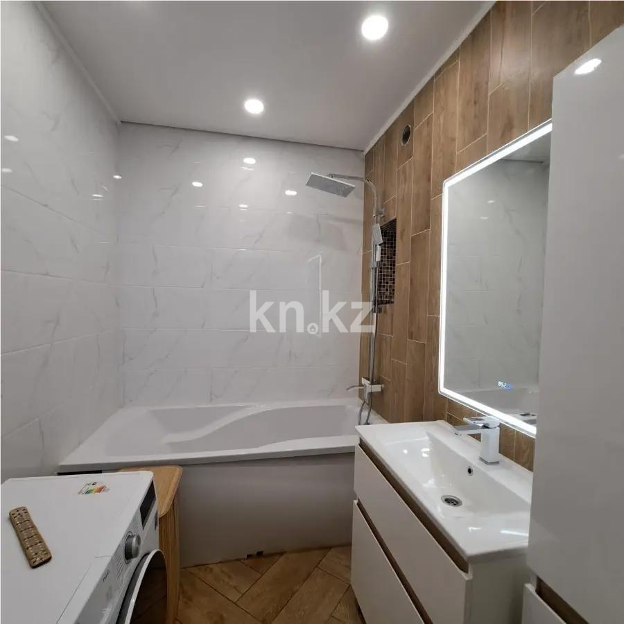 Продажа 3-комнатной квартиры, 65 м² в Алматы - фото 2