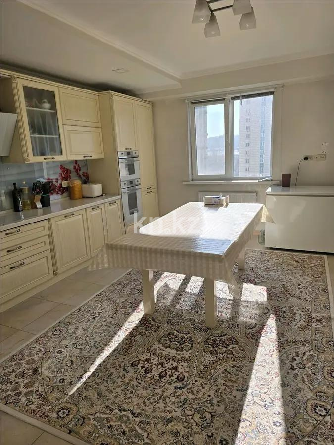 Продажа 3-комнатной квартиры, 135 м², ул. Рыскулбекова, дом  28/1 в Алматы - фото 4