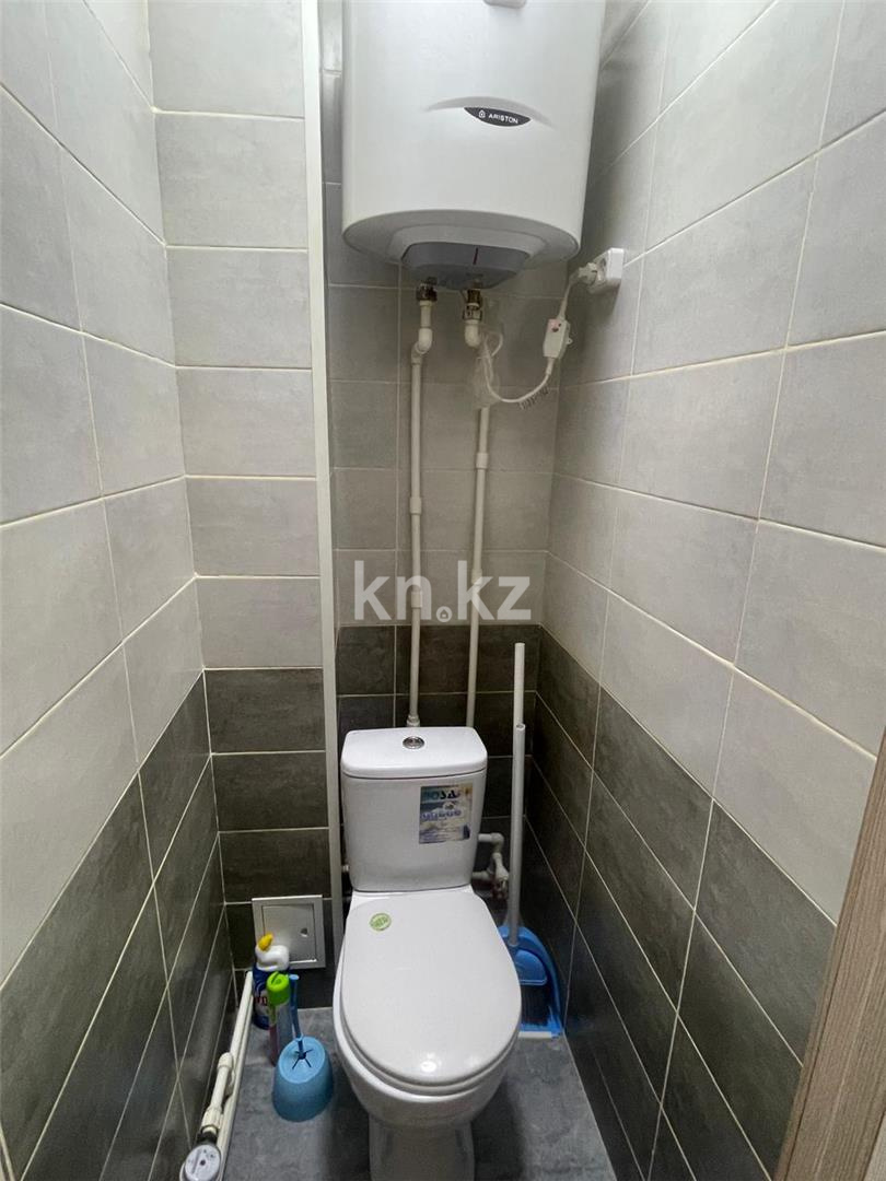 Продажа 1-комнатной квартиры, 42 м², мкр-н Орбита-1 в Караганде - фото 9