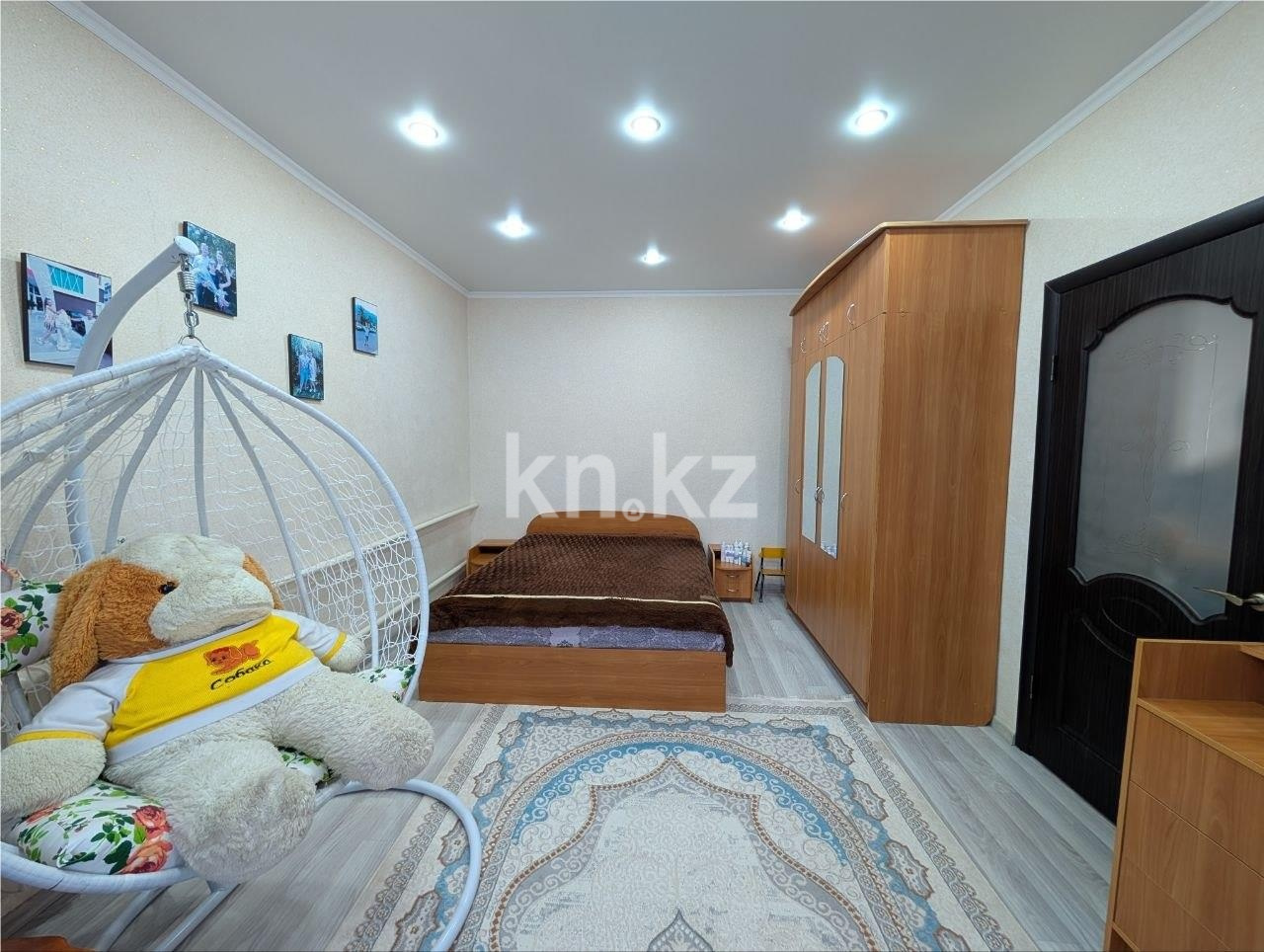 Продажа 5-комнатного дома, 88 м² в Караганде