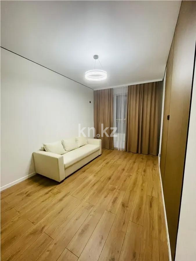 Продажа 1-комнатной квартиры, 38 м² в Астане