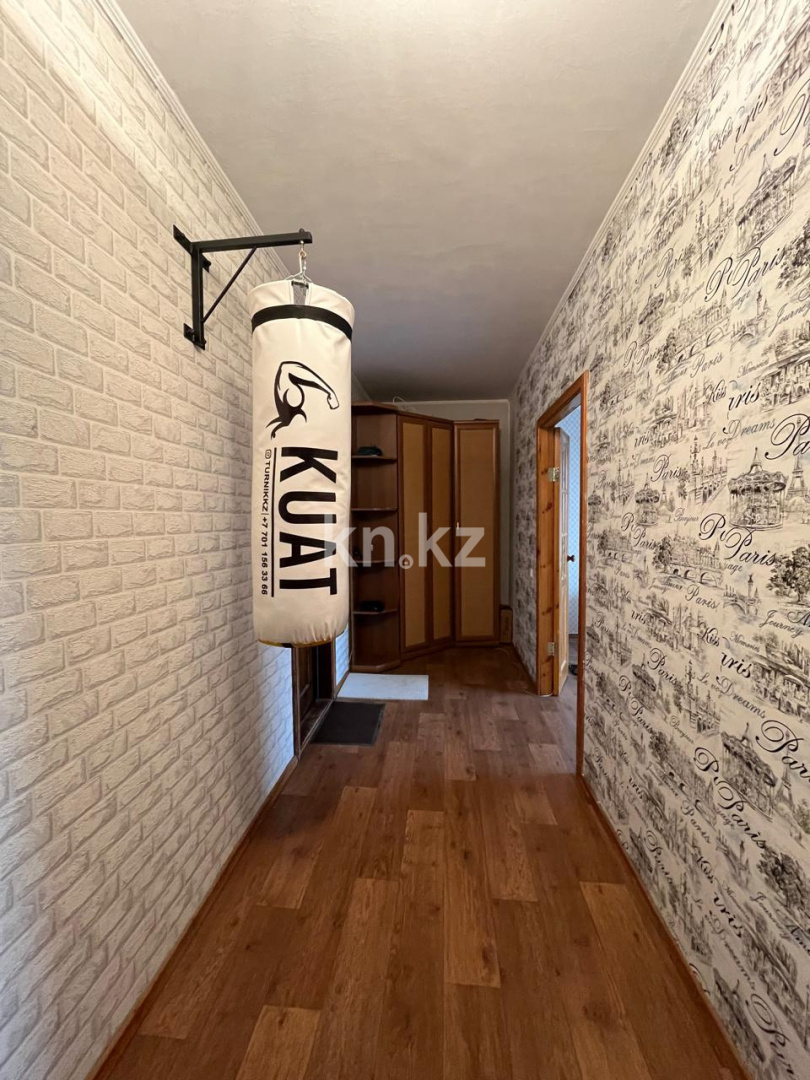 Продажа 1-комнатной квартиры, 42 м², ул. Таттимбета, дом  19 в Караганде - фото 6