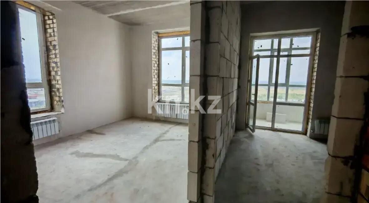 Продажа 4-комнатной квартиры, 108 м² в Караганде