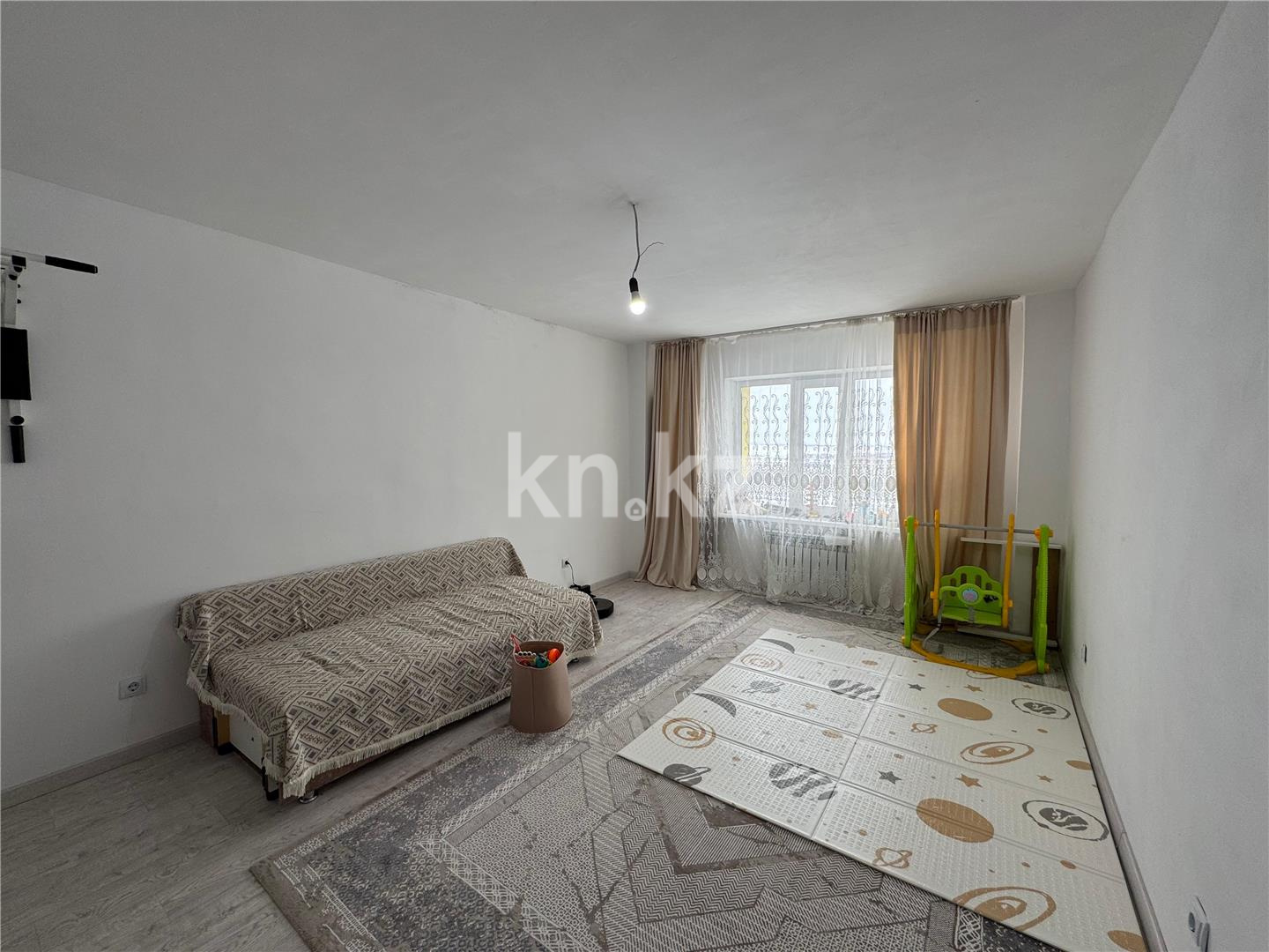 Продажа 2-комнатной квартиры, 70 м², ул. Ашимова, дом  26 в Караганде - фото 2