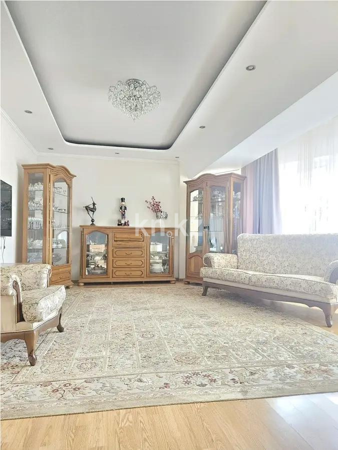 Продажа 4-комнатной квартиры, 118 м² в Алматы