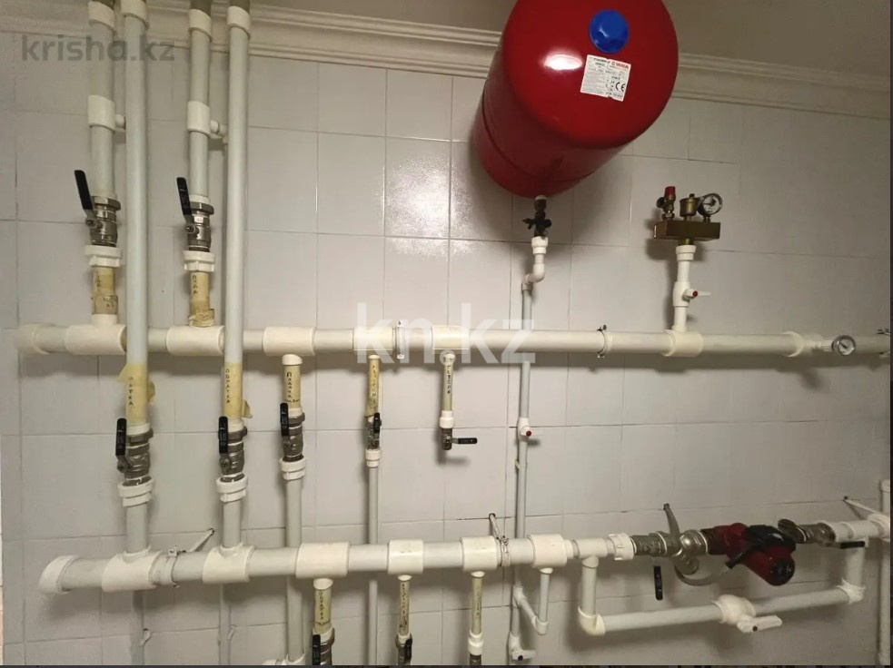 Продажа 5-комнатного дома, 433 м², ул. Ермекова в Караганде - фото 35