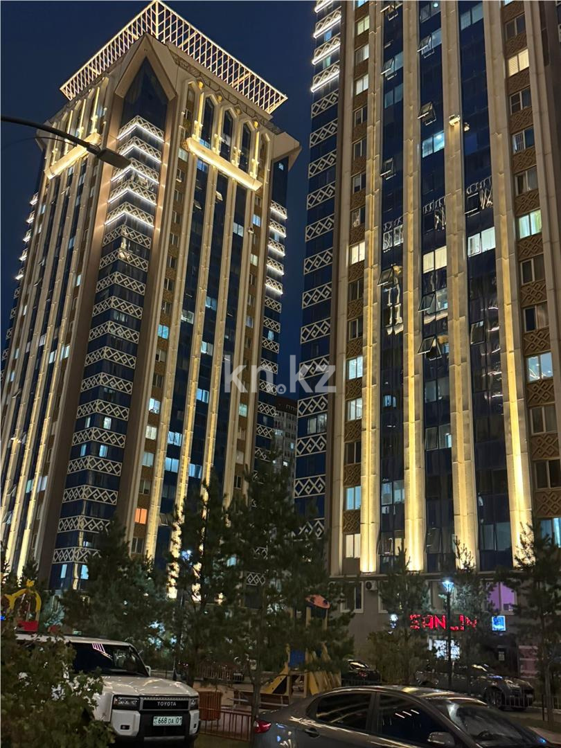 Продажа 3-комнатной квартиры, 85 м², ул. Аманжолова в Астане - фото 9