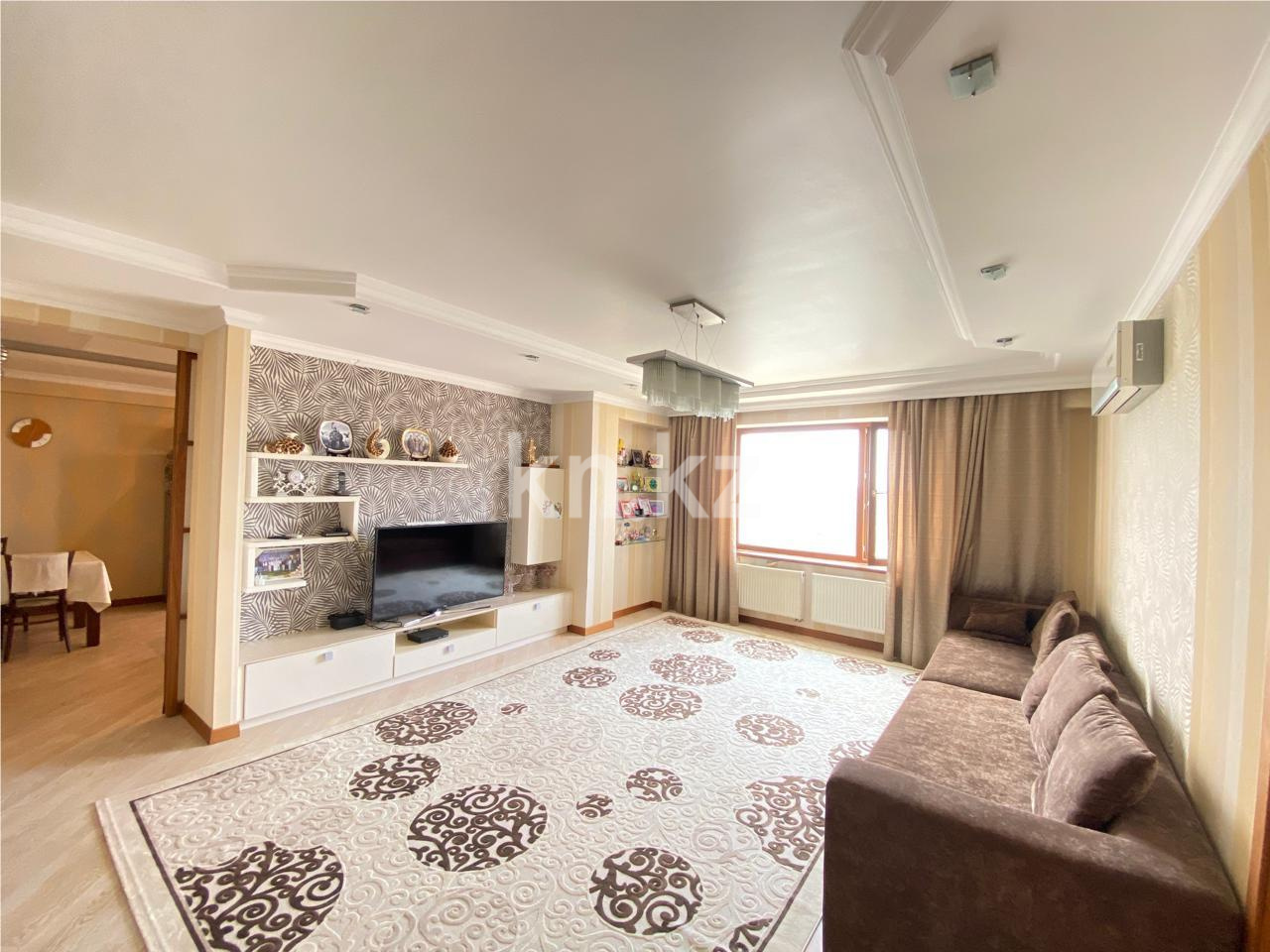 Продажа 4-комнатной квартиры, 159.7 м², ул. Шевченко, дом  8/1 в Астане