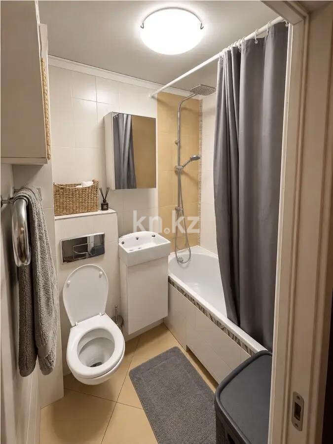 Продажа 2-комнатной квартиры, 43.4 м² в Алматы - фото 4