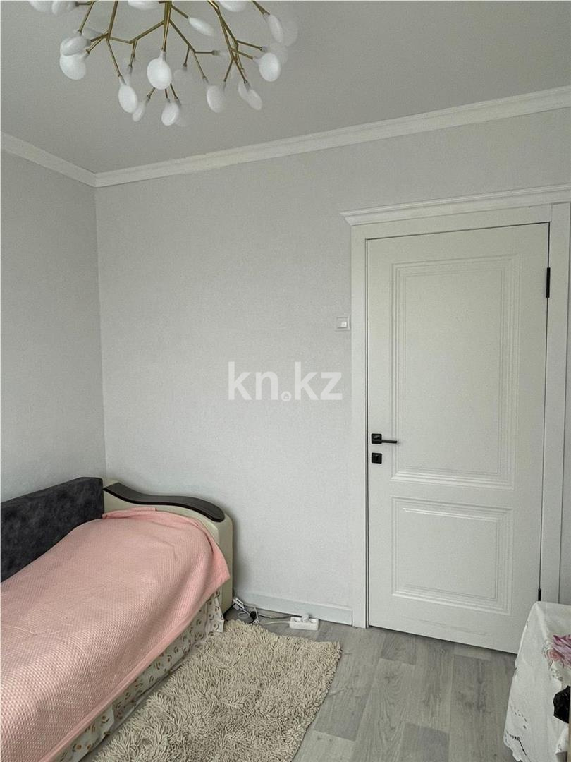 Продажа 3-комнатной квартиры, 61 м², мкр-н Восток-3 в Караганде - фото 4