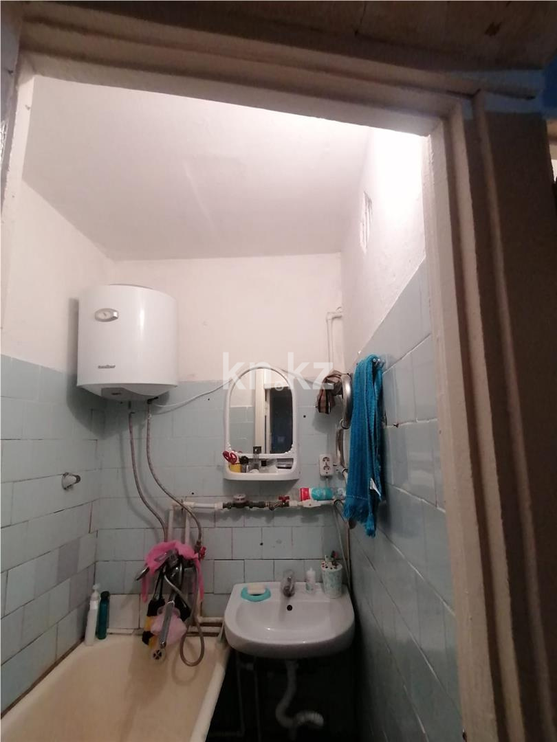 Продажа 4-комнатной квартиры, 64 м², мкр-н 16 в Караганде - фото 18