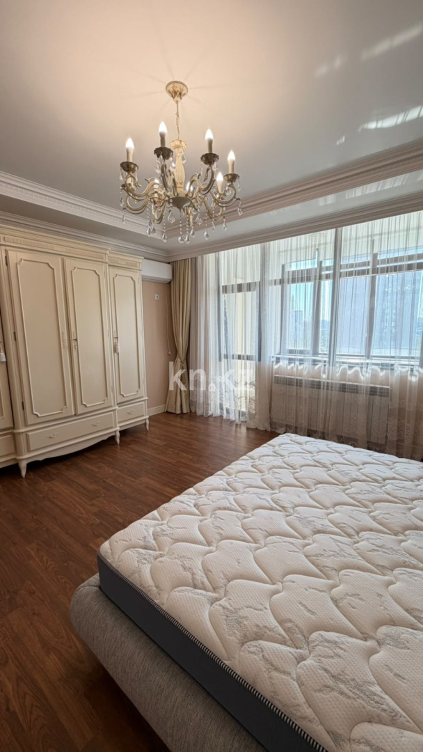 Аренда 4-комнатной квартиры, 225 м² в Астане - фото 29