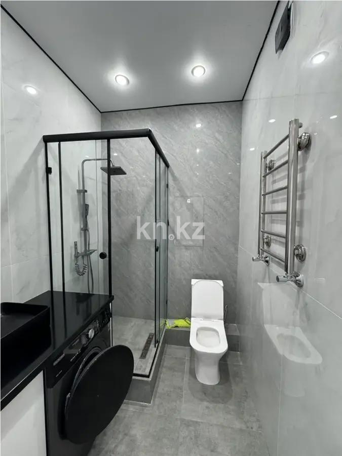 Продажа 1-комнатной квартиры, 40 м², ул. Утеген батыра, дом  11г в Алматы - фото 3