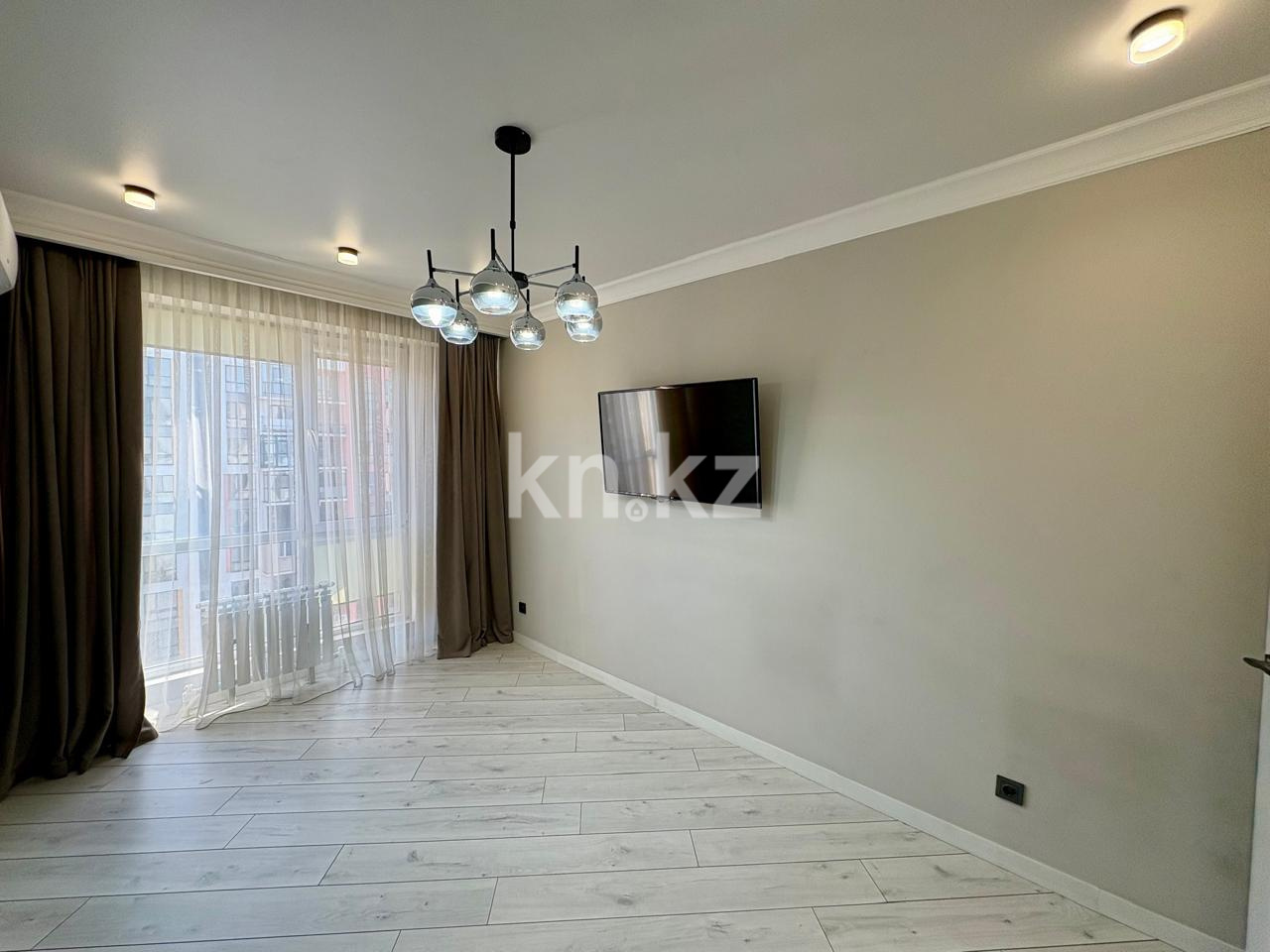 Продажа 2-комнатной квартиры, 56 м², Сейфуллина в Алматы - фото 10