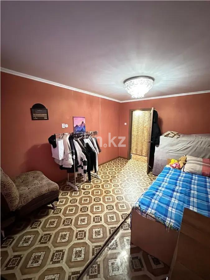 Продажа 5-комнатной квартиры, 81 м², 14-й мкр., дом  31 в Караганде - фото 4