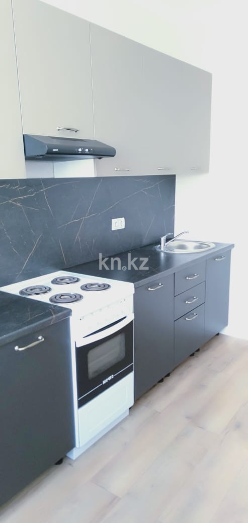 Аренда 1-комнатной квартиры, 40 м² в Астане