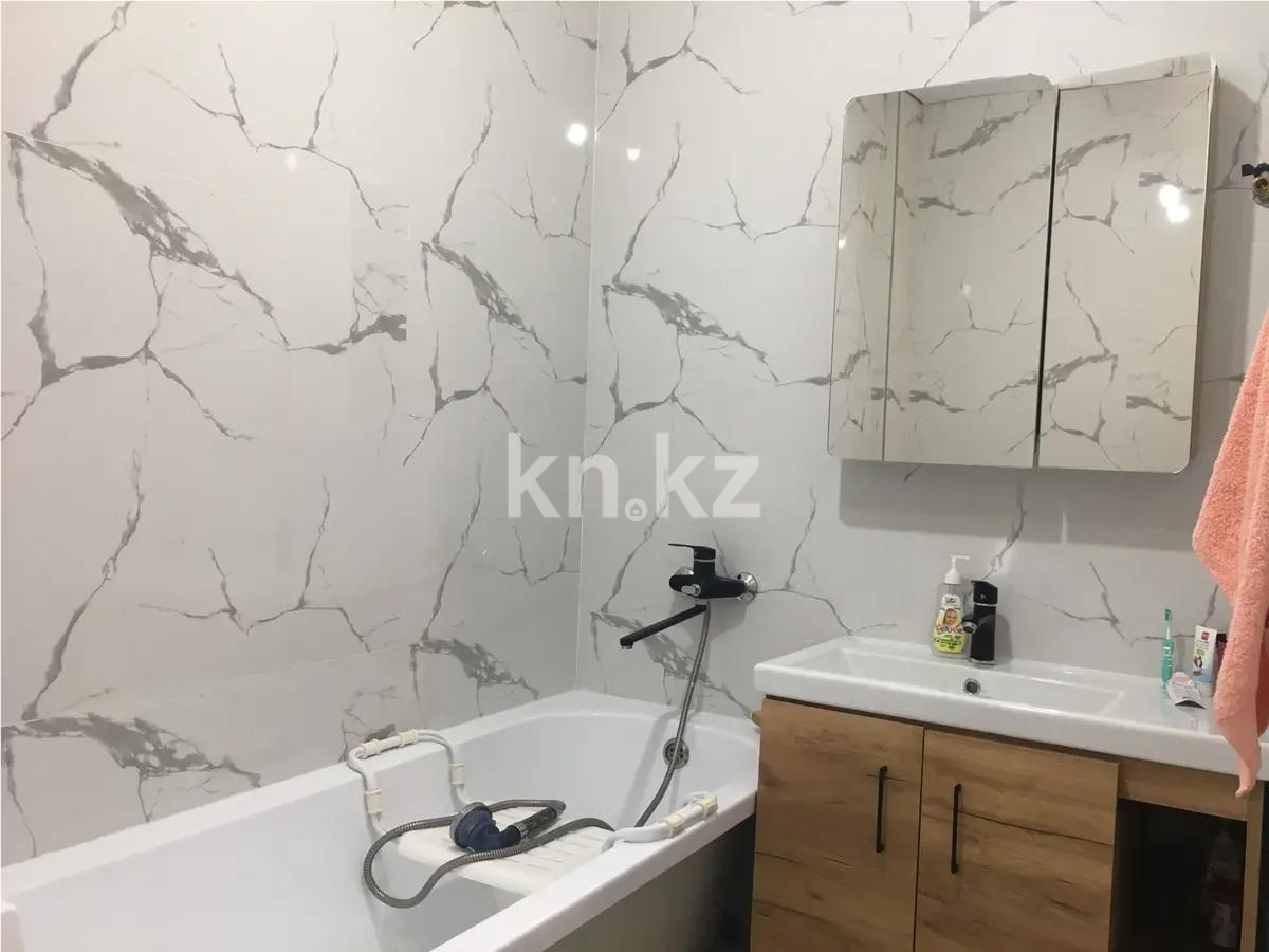 Продажа 2-комнатной квартиры, 65.5 м², ул. Сыганак, дом  14 в Астане - фото 4