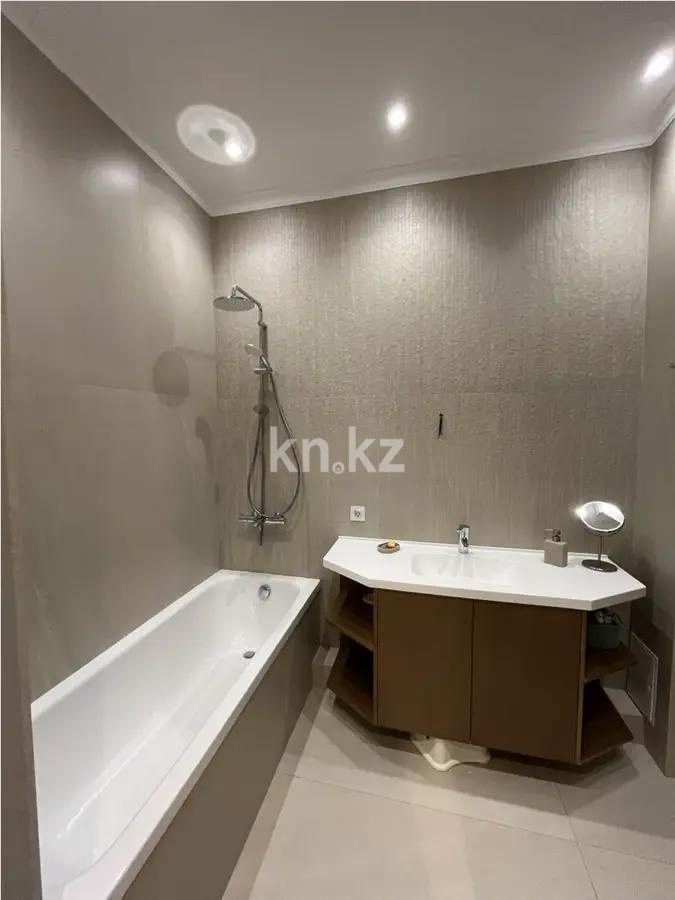 Продажа 3-комнатной квартиры, 76 м², ул. Розыбакиева, дом  343 в Алматы - фото 5