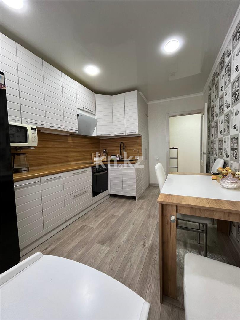 Продажа 3-комнатной квартиры, 70 м², ул. 9-й мкр. в Темиртау - фото 7