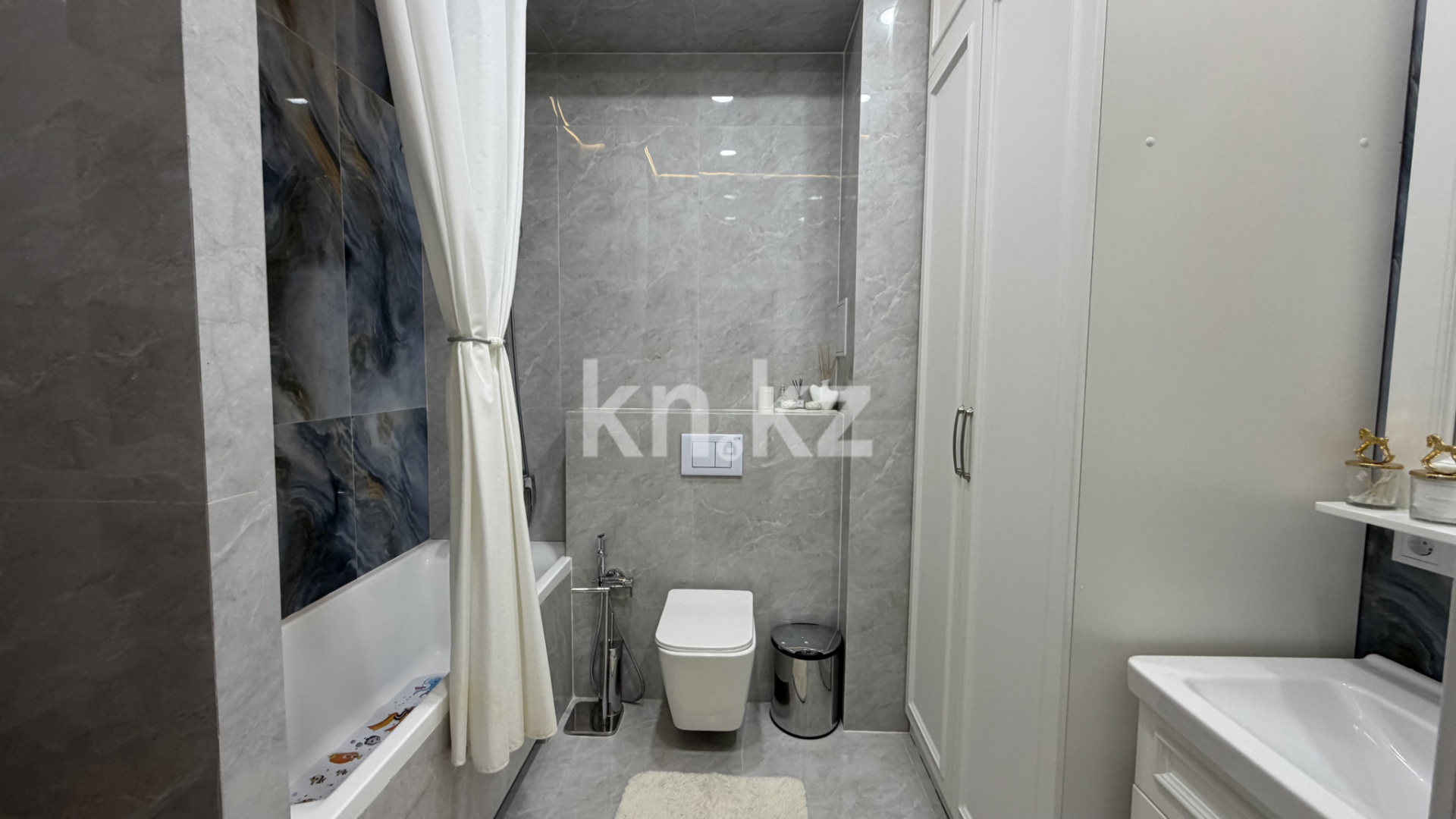 Продажа 2-комнатной квартиры, 63 м² в Алматы - фото 6