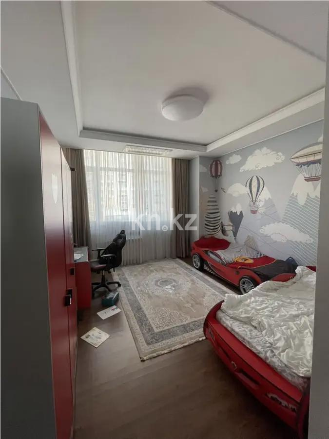 Продажа 5-комнатной квартиры, 211 м² в Астане - фото 4