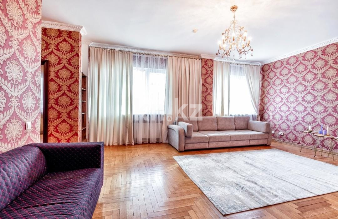 Аренда 3-комнатной квартиры посуточно, 130 м², ул. Кунаева, дом  35 - пр. Мангилик Ел в Астане - фото 6