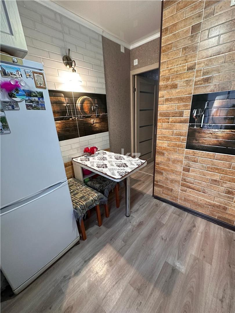 Продажа 2-комнатной квартиры, 48 м², 22 мкр. в Караганде - фото 6