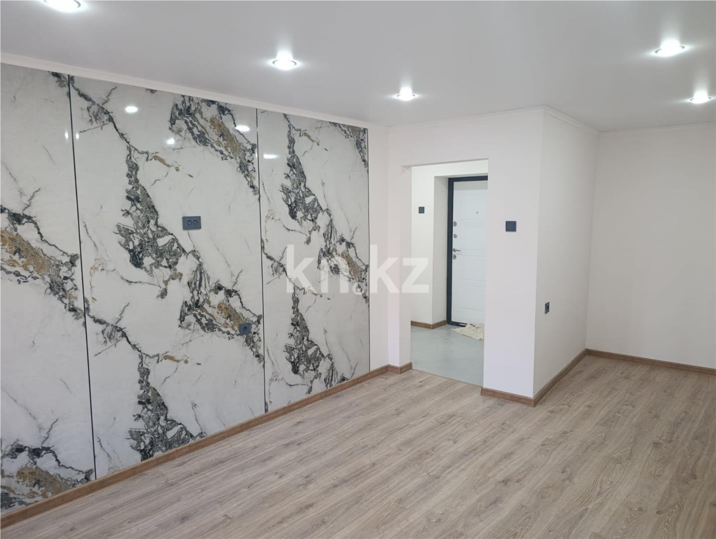 Продажа 1-комнатной квартиры, 35 м², ул. Муканова в Караганде - фото 3