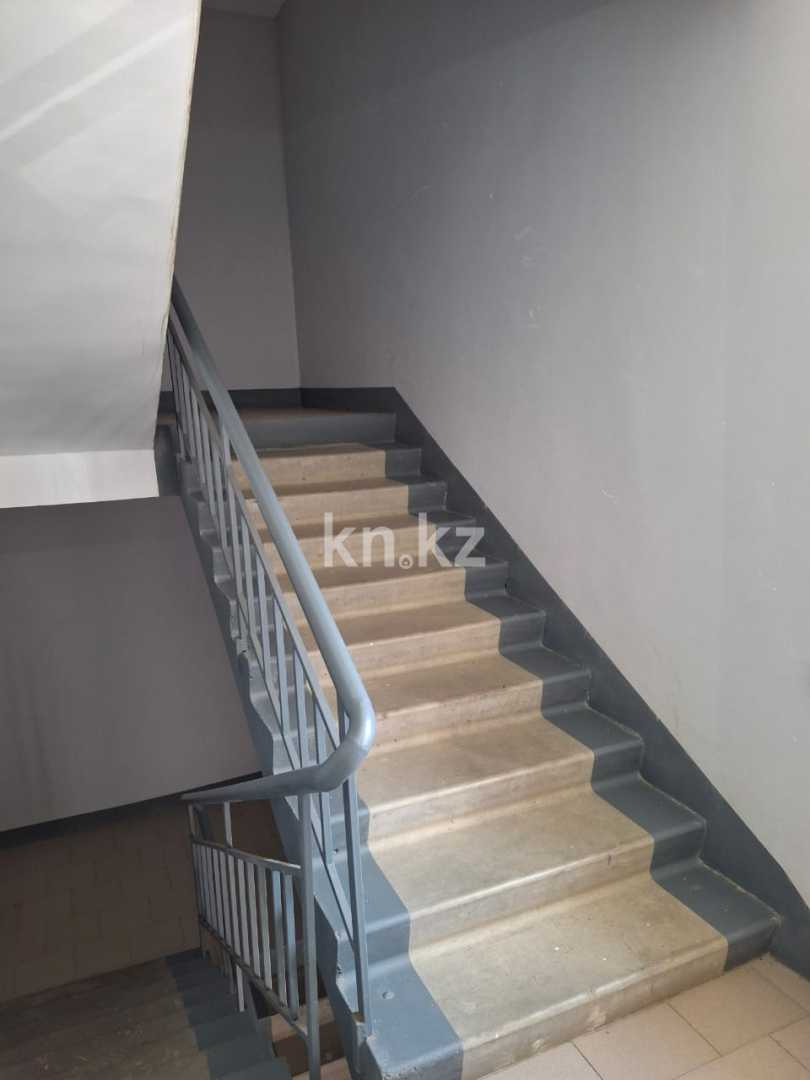 Продажа 1-комнатной квартиры, 44 м², ул. Самал в Уральске - фото 11