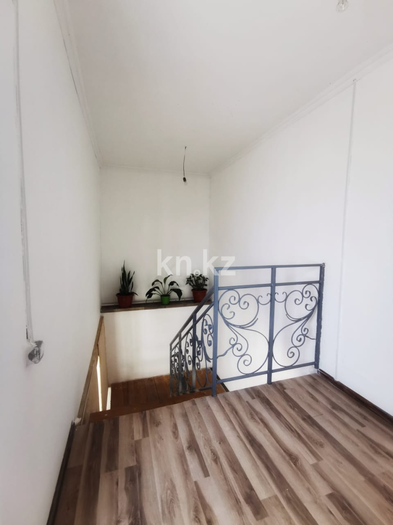 Продажа 4-комнатного дома, 140 м², Боралдай, улица Байзакова в Алматинской области - фото 13