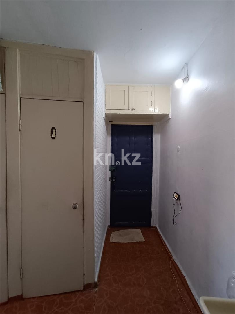 Продажа 3-комнатной квартиры, 48 м², мкр-н 22 в Караганде - фото 14