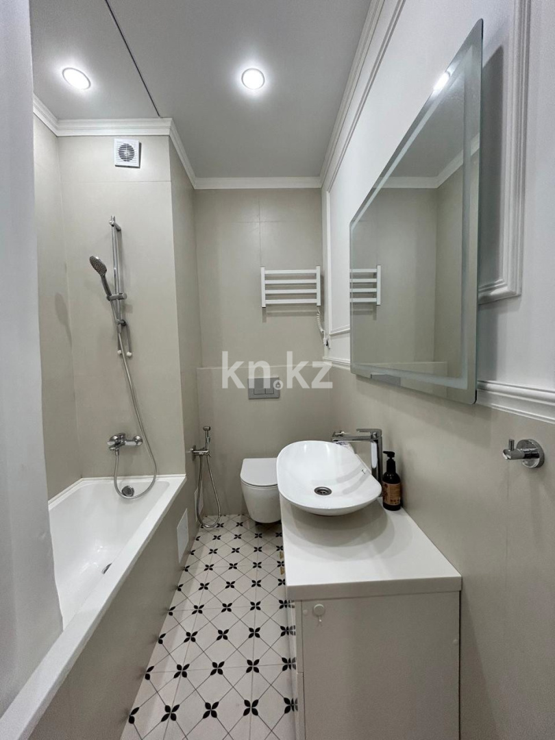 Продажа 3-комнатной квартиры, 65 м² в Алматы - фото 2