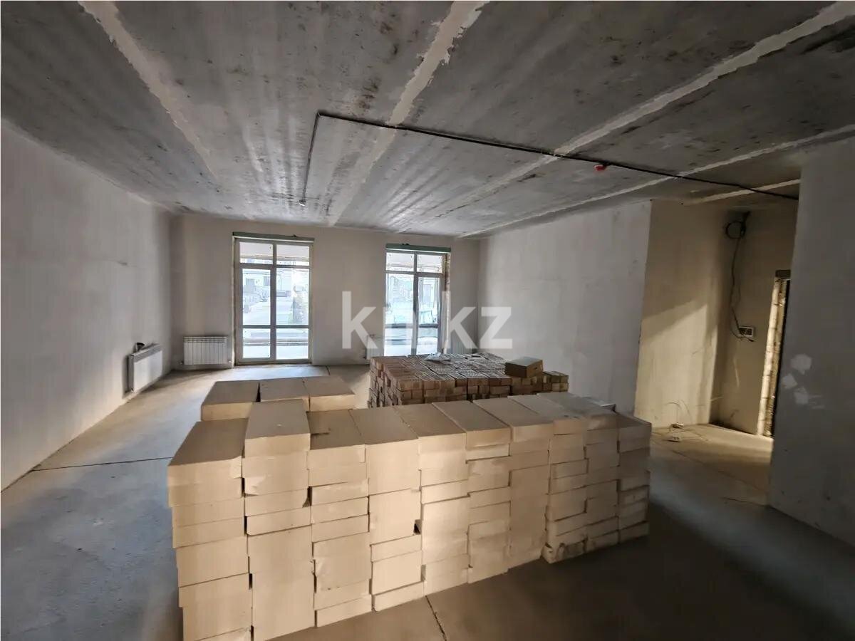 Продажа 3-комнатной квартиры, 83 м² в Караганде