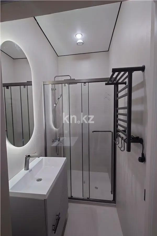 Продажа 3-комнатной квартиры, 76 м², ул. Утеген батыра, дом  11в в Алматы - фото 4