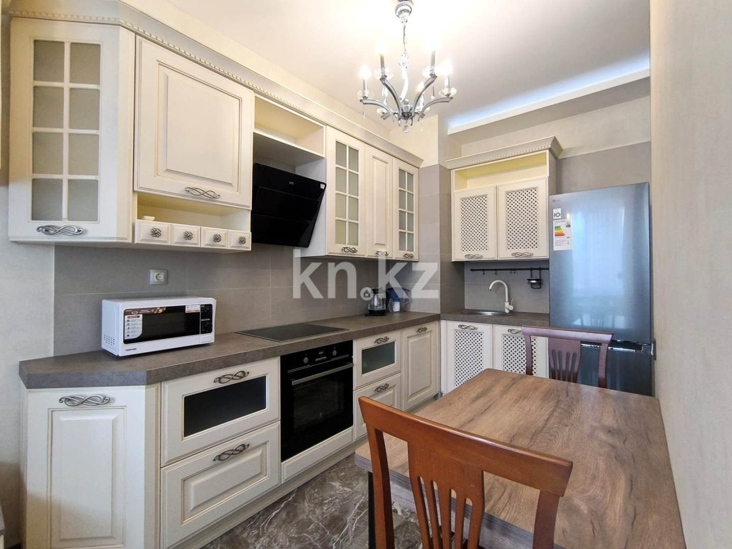 Аренда 2-комнатной квартиры, 70 м² в Алматы