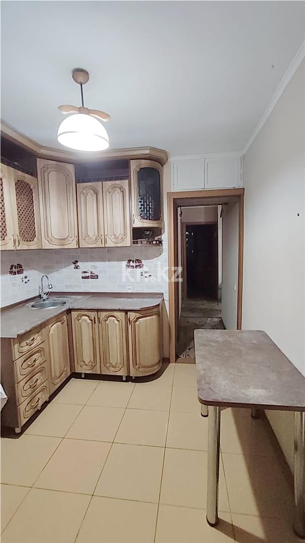Продажа 3-комнатной квартиры, 62 м², 19 мкр. в Караганде - фото 9