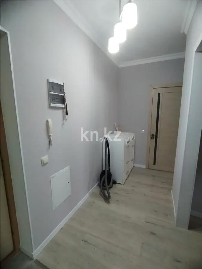 Продажа 1-комнатной квартиры, 38 м², пр. Аль-Фараби, дом  30 в Астане - фото 5