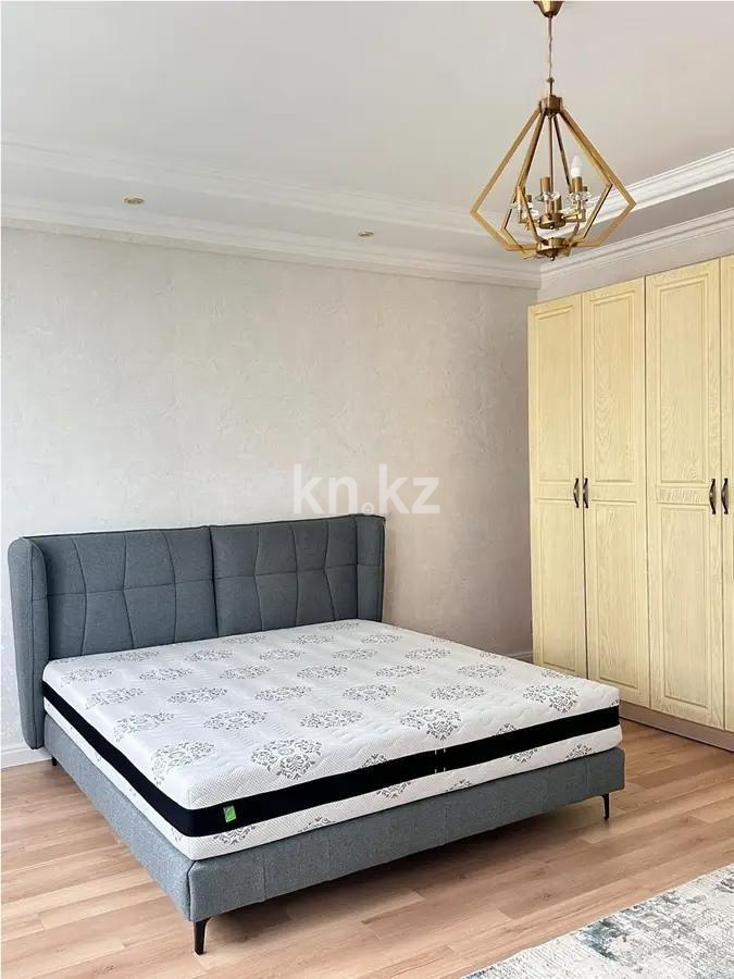 Продажа 3-комнатной квартиры, 130 м², пр. Аль-Фараби, дом  21 в Алматы - фото 2