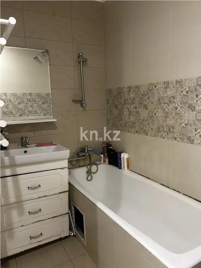 Продажа 2-комнатной квартиры, 65 м² в Астане - фото 4