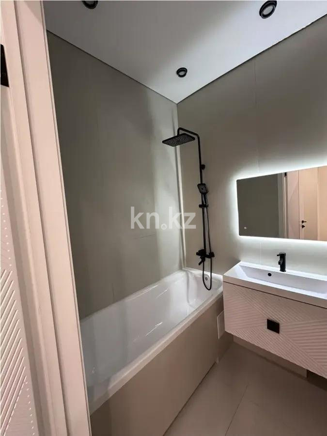 Продажа 3-комнатной квартиры, 88 м², пр. Республики, дом  23/1 в Караганде - фото 5
