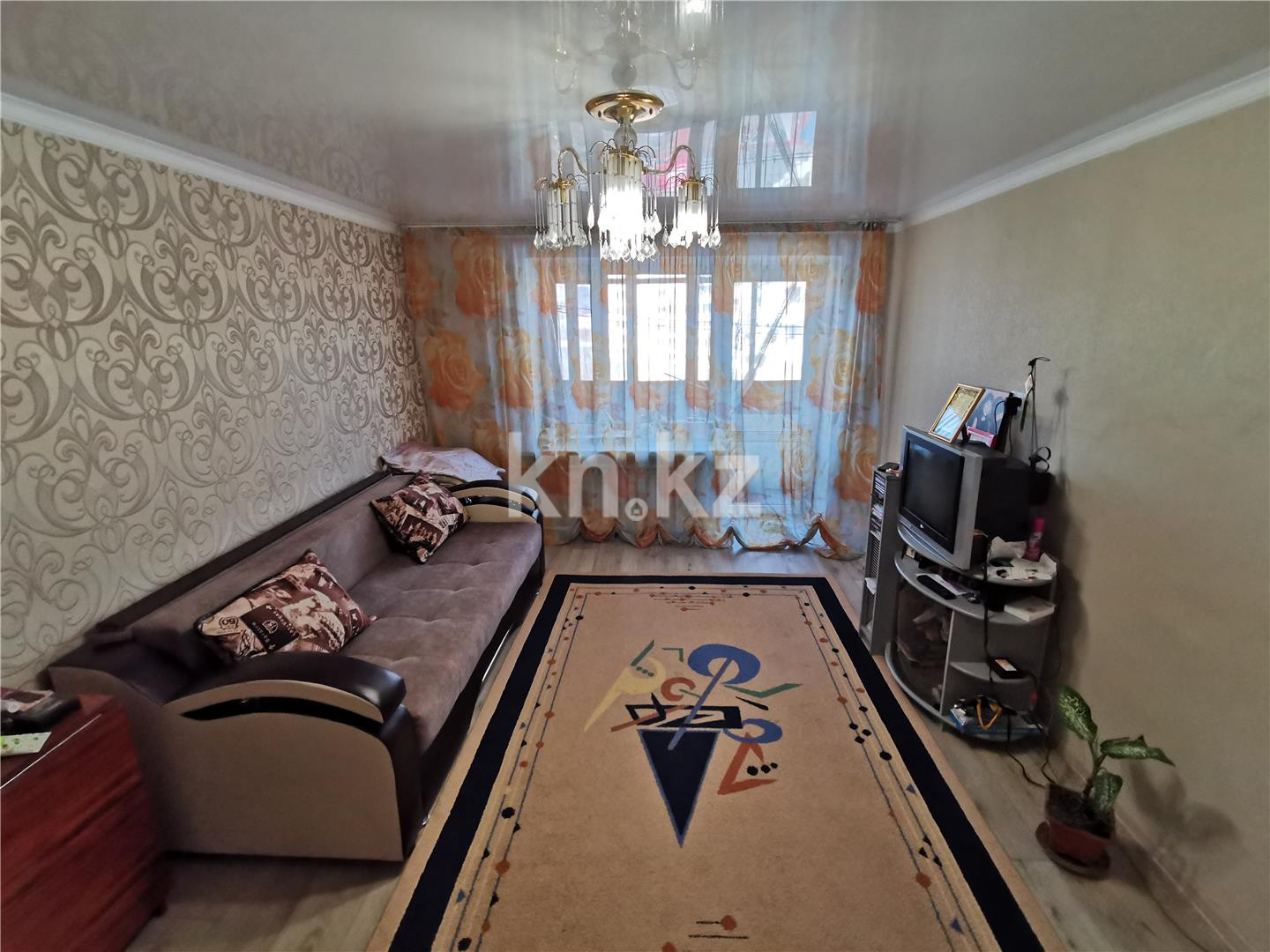 Продажа 2-комнатной квартиры, 50 м², ул. Ермекова, дом  52 в Караганде - фото 2