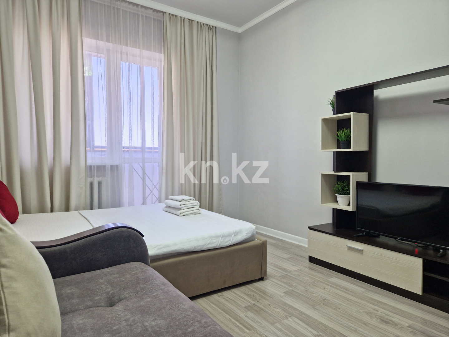 Аренда 1-комнатной квартиры посуточно, 40 м², пр. Кабанбай батыра, дом  4/2 - ул. Космонавтов в Астане - фото 10