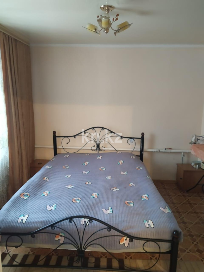 Продажа 4-комнатного дома, 80 м², ул. Бадина в Караганде - фото 3