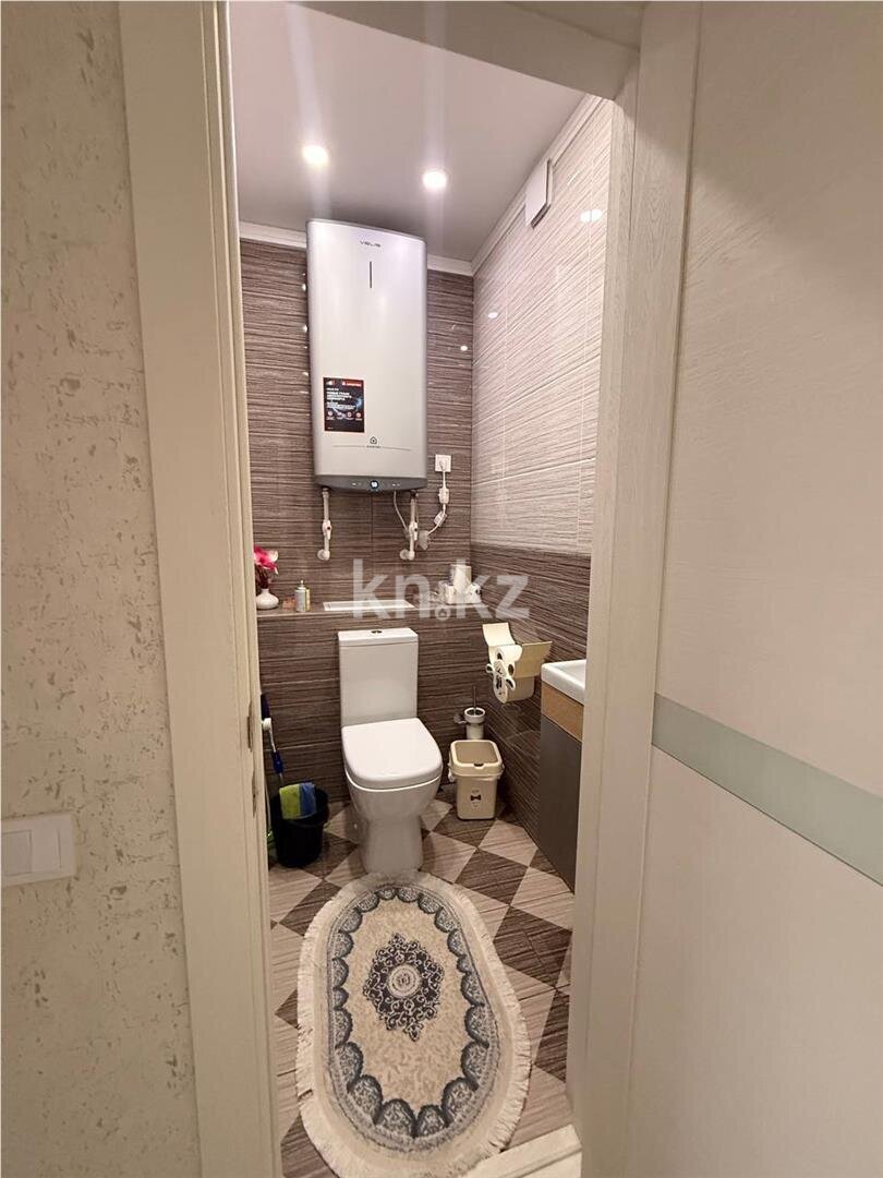 Продажа 3-комнатной квартиры, 98 м² в Караганде - фото 12