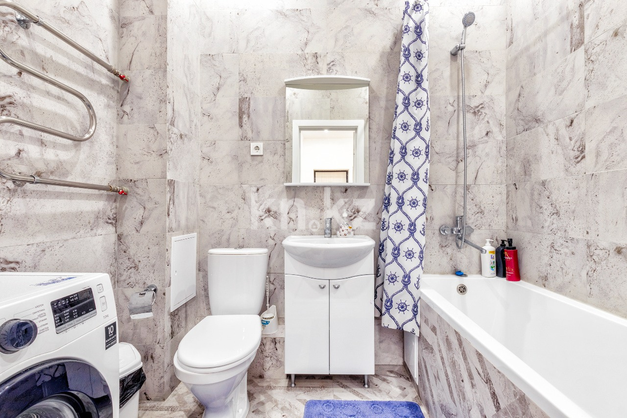 Аренда 1-комнатной квартиры посуточно, 46 м², ул. Анет баба, дом  3 - ул. Сыганак в Астане - фото 10