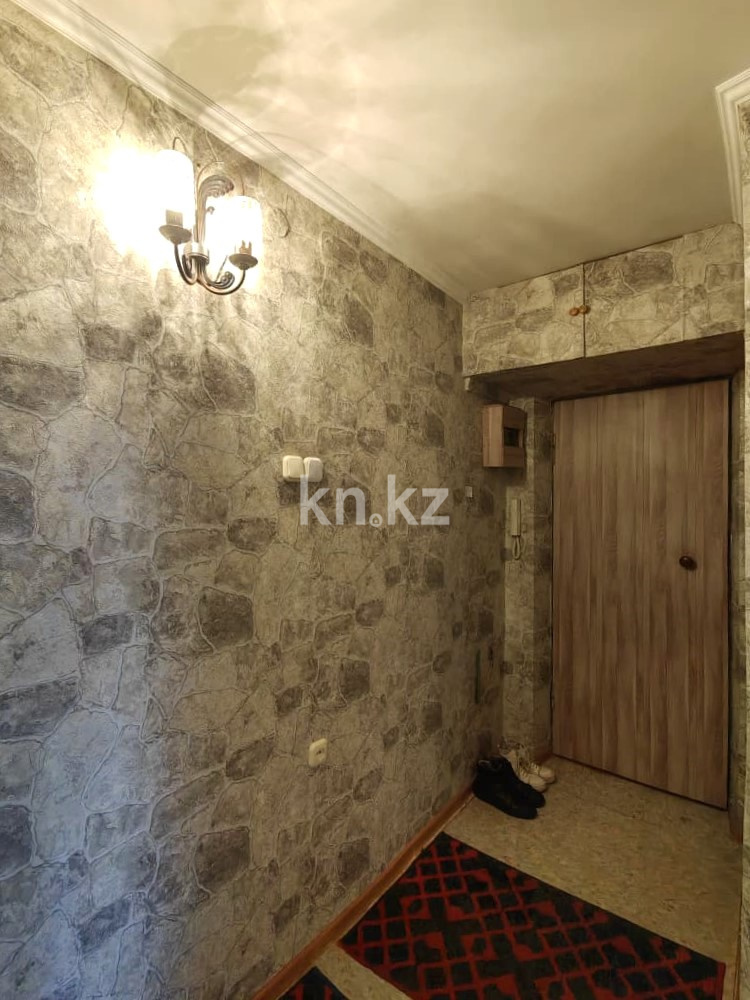 Продажа 2-комнатной квартиры, 45 м², мкр-н 6, дом  3 в Караганде - фото 22