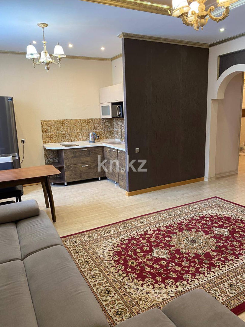 Аренда 2-комнатной квартиры, 68 м² в Астане