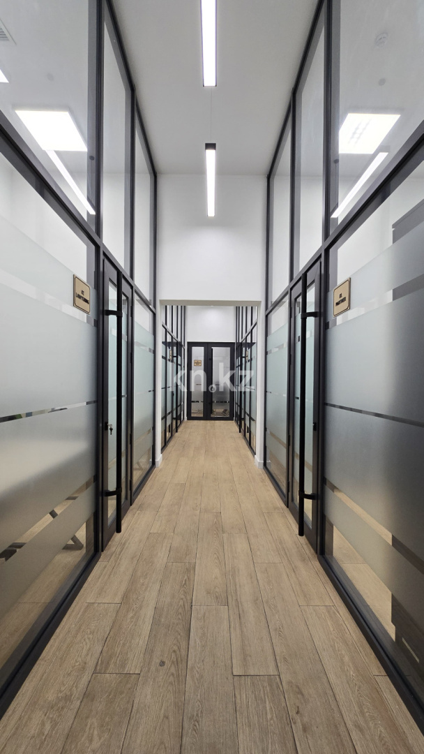 Продажа , 260 м², ул. Митина, дом  4 - Достык в Алматы - фото 14